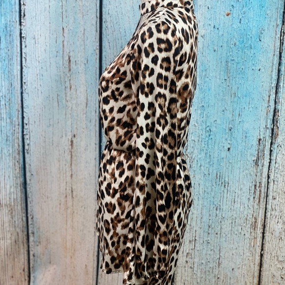 LUSH NWT Cheetah Print Choker Cut Out Romper - Picture 11 of 12